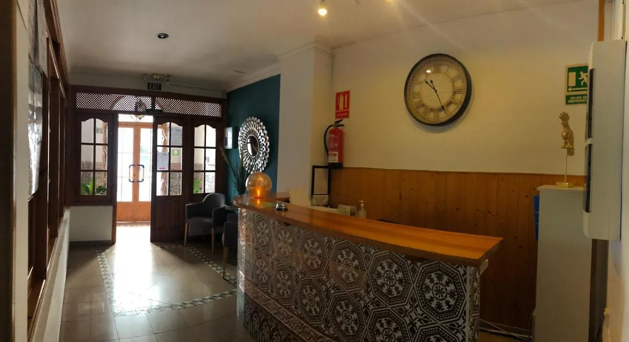 Πανσιόν Hostal San Miguel Nerja